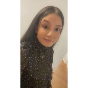 Meet your Posher, Angie